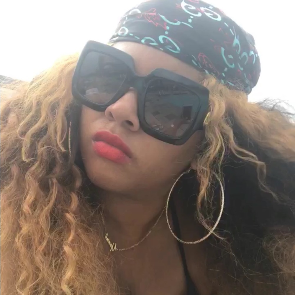 Authentic Gucci GG Oversized Sunglasses